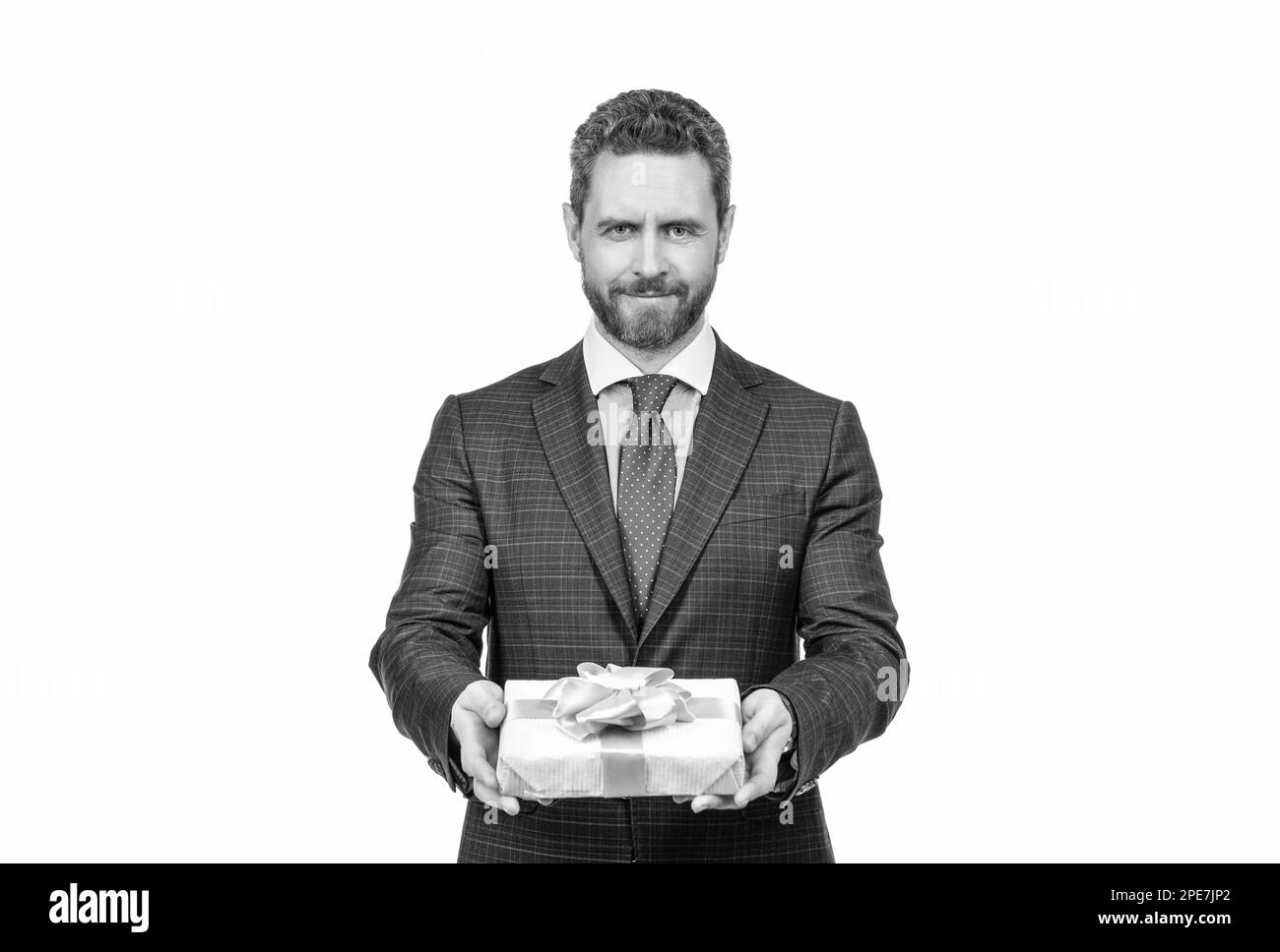 prenez-le s'il vous plaît. cadeau d'entreprise. journée des femmes. chef de la direction qui a réussi à donner boîte-cadeau. homme beau Banque D'Images