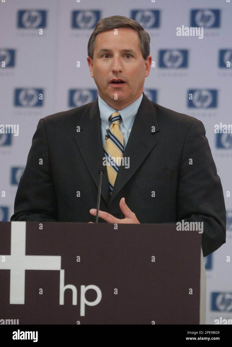 HewlettPackard Co. new president and CEO Mark Hurd gestures during a