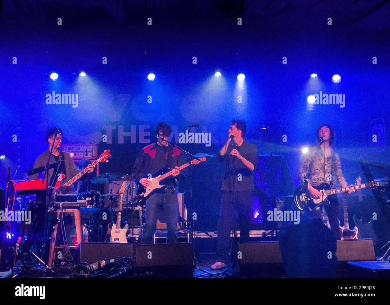 Danny Goffey et son groupe soutiennent Reverend & The Makers au Concorde 2 - 2nd février 2023 - Brighton & Hove, East Sussex, Royaume-Uni Banque D'Images