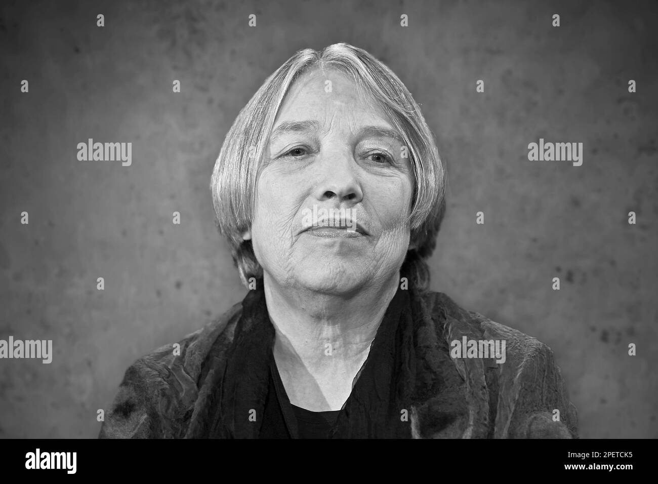 Francfort, Allemagne. 16th mars 2023. PHOTOMONTAGE: Antje Vollmer meurt à l'âge de 79 ans. Elle a été la première vice-présidente verte du Bundestag allemand. PHOTO DE L'ARCHIVE: Antje VOLLMER, Allemagne, homme politique, auteur, portrait, Le 06.10.2010 Frankfurt Book Fair 2010 de 06,10 - 10.10.2009 à Francfort-sur-le-main ?Sven Simon # Prinzess-Luise-Str. 41 # 45479 M uelheim/R uhr # Tél 0208/9413250 # Fax. 0208/9413260 # compte 244 293 433 # P ostbank Essen # BLZ 360 100 43 # e-mail : svensimon@t-online.de #www.SvenSimon.net. Credit: dpa/Alay Live News Banque D'Images