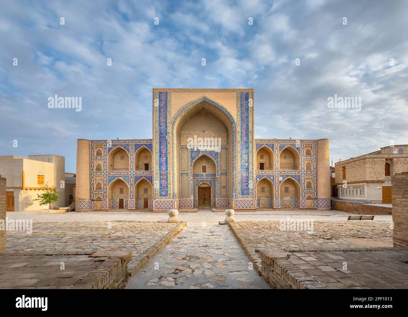 Boukhara, Ouzbékistan. Vue sur Ulugh Beg Madrasa construit en 1420 Banque D'Images