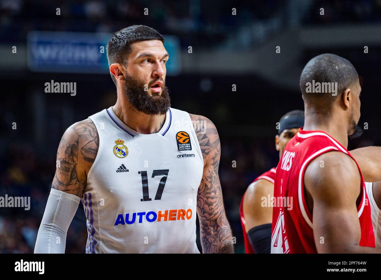 Madrid, Espagne. 16th mars 2023. Vincent Poirier (Real Madrid) en action pendant le match de basket-ball entre Real Madrid et EA7 Emporio Armani Olimpia Milano valable pour le match 29 de l'Euroligue joué au Centre Wizink de Madrid le jeudi 16 mars 2023 crédit: Agence de photo indépendante/Alamy Live News Banque D'Images