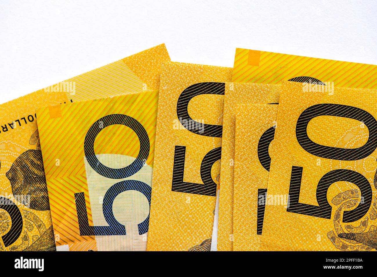 Gros plan de nombreux billets australiens de 50 dollars Banque D'Images