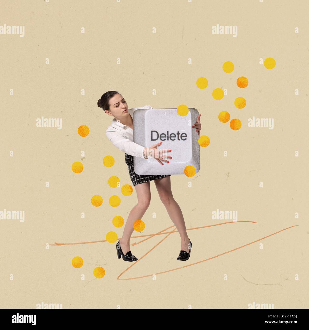 Collage d'art contemporain. Design créatif. Yougn femme en tenue formelle, employé portant un clavier géant élément de supprimer. Banque D'Images