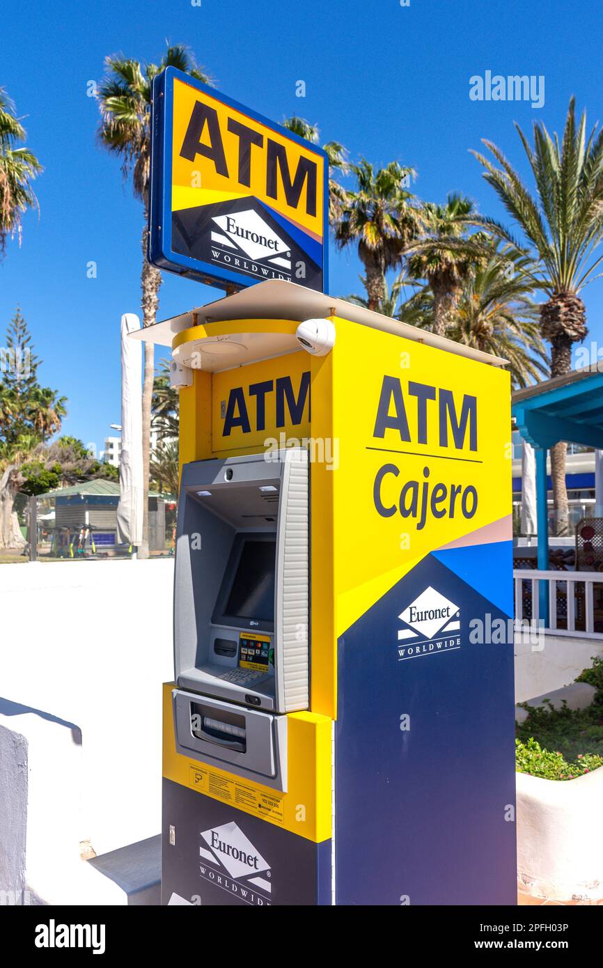 Distributeur automatique de billets sur la promenade de la plage, avenue Rafael Puig Lluvina, Playa de las Américas, Ténérife, îles Canaries, Royaume d'Espagne Banque D'Images