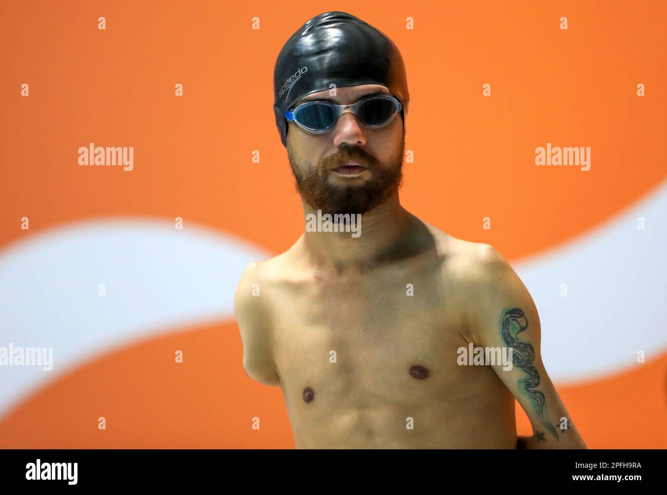 Le Mustafa Al-Husseini, en Irak, en amont du MC 100m BreastStroke pour hommes, chauffe le deuxième jour de la série mondiale de natation Citi Para à Ponds Forge, Sheffield. Banque D'Images