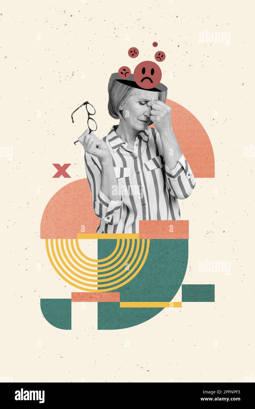 Montage vertical image de noir insatisfait blanc effet grand-mère tenir des lunettes souffrent mal de tête mauvaise humeur triste emoji à l'intérieur de la tête Banque D'Images