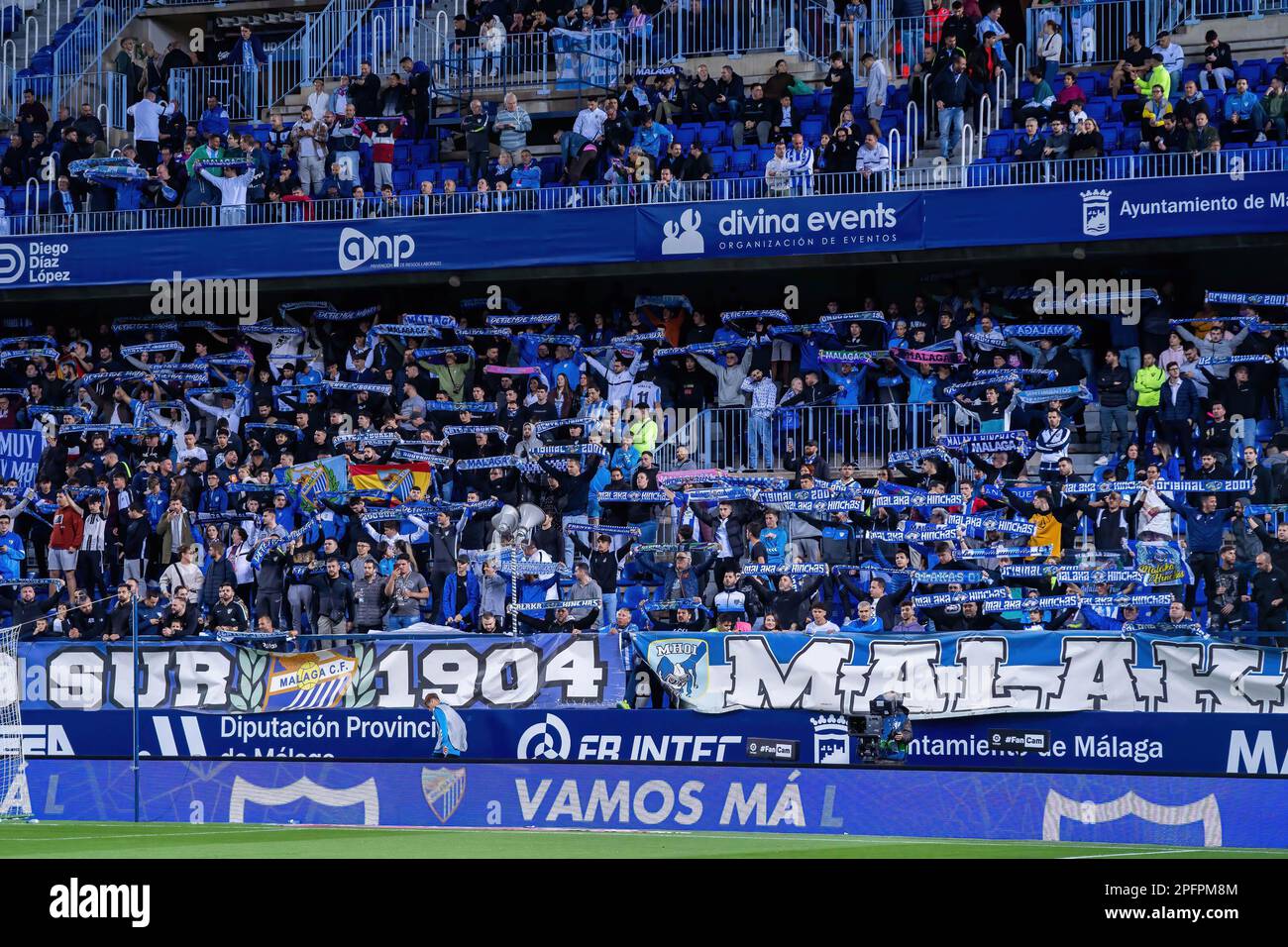 Les fans de Malaga CF ont vu pendant le match LaLiga Smartbank entre Malaga CF et Levante UD au stade la Rosaleda. Note finale: Malaga CF 0-0 Levante UD Banque D'Images