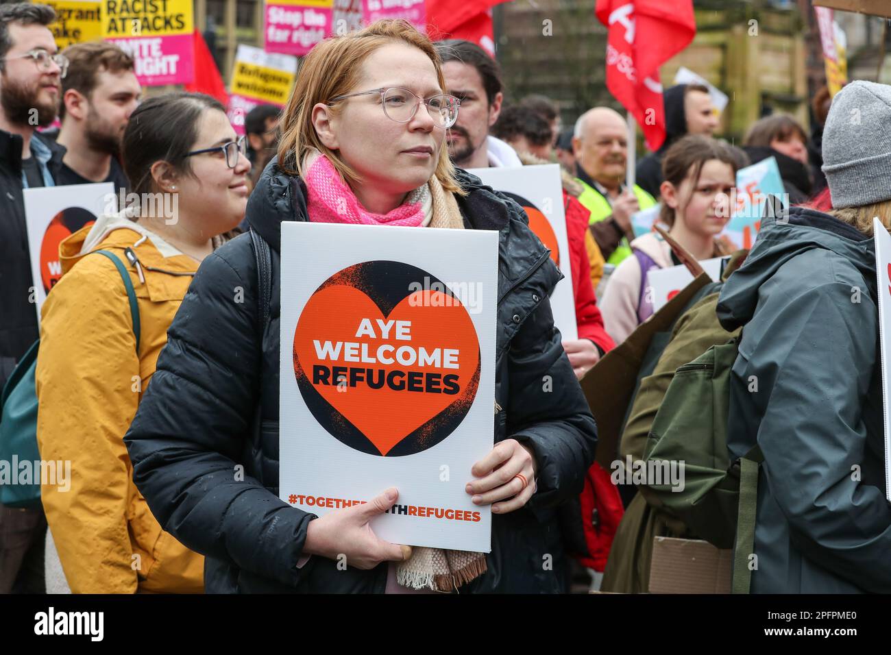 Glasgow, Royaume-Uni. 18th mars 2023. Plusieurs milliers de personnes se sont exposées à George Square Glasgow pour manifester contre le racisme et pour soutenir les réfugiés. Crédit : Findlay/Alay Live News Banque D'Images
