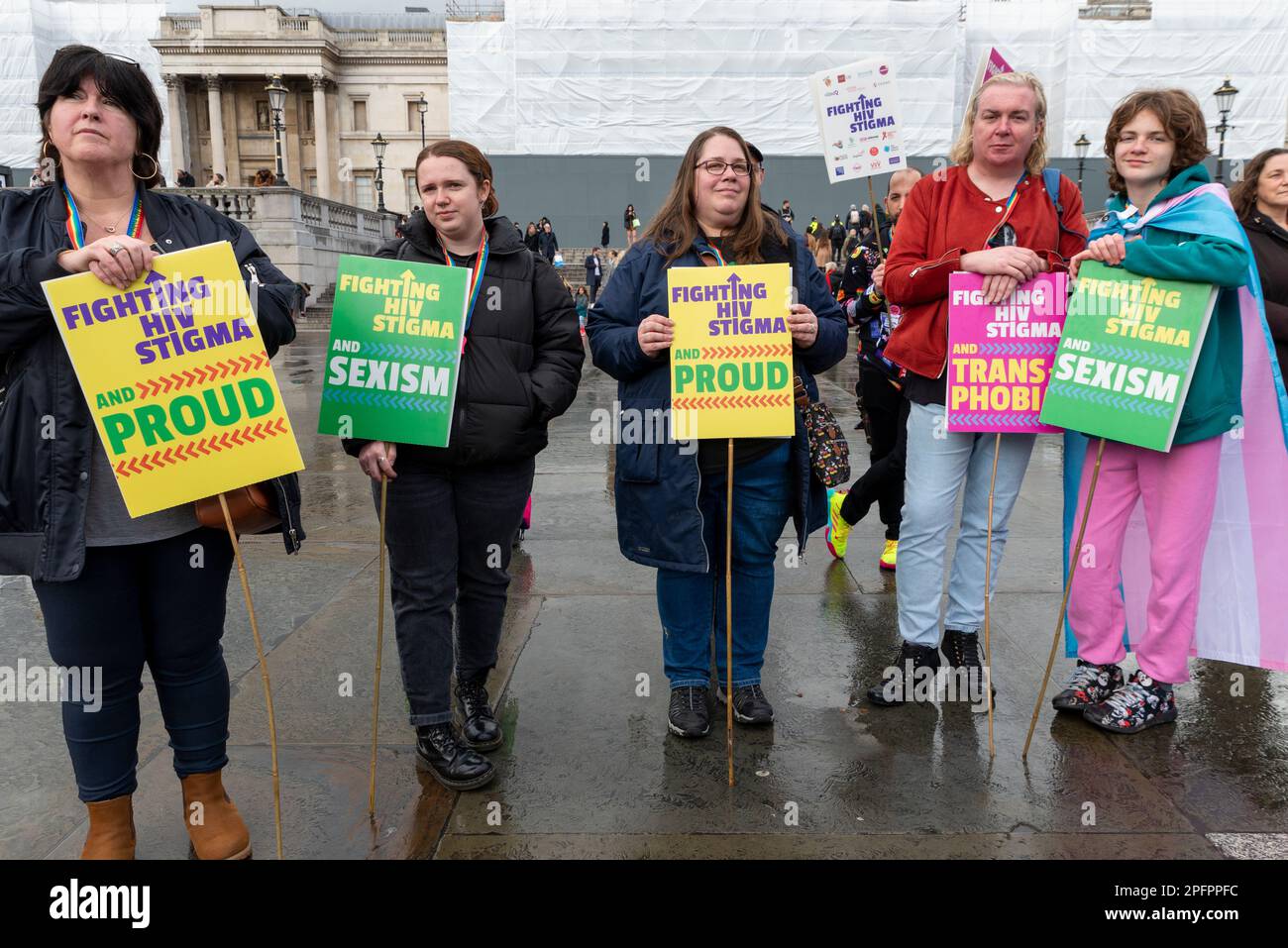 Trafalgar Square, Londres, Royaume-Uni. 18th mars 2023. Un événement a lieu à Londres pour lutter contre la stigmatisation du VIH/sida, avec un rassemblement à Trafalgar Square Banque D'Images