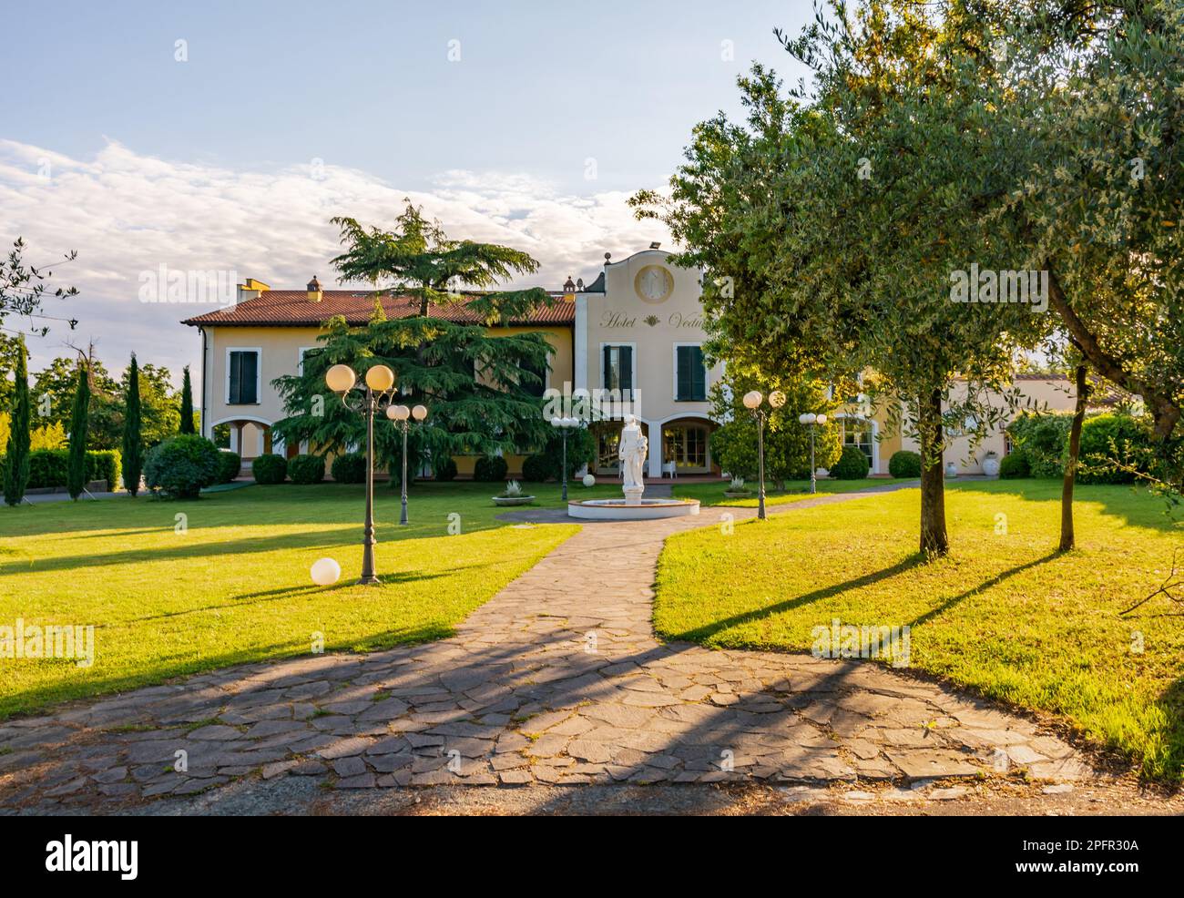 L'hôtel Vedute est situé dans un quartier historique de Fucecchio et donne accès à la célèbre Cerbaie - Fucecchio, la province de Florence, la région Toscane, l'Italie - Banque D'Images