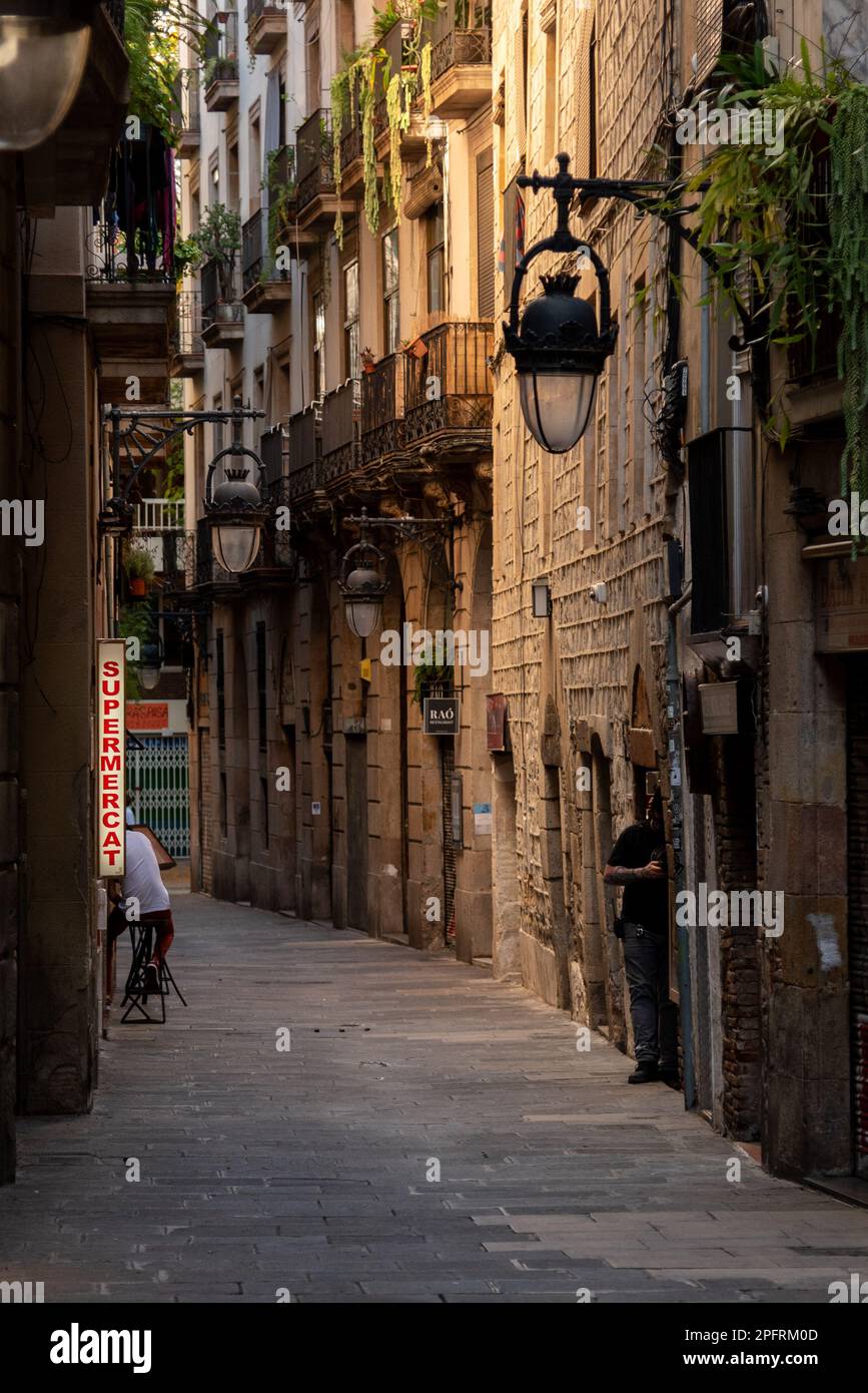 Quartier de raval Banque de photographies et d’images à haute ...