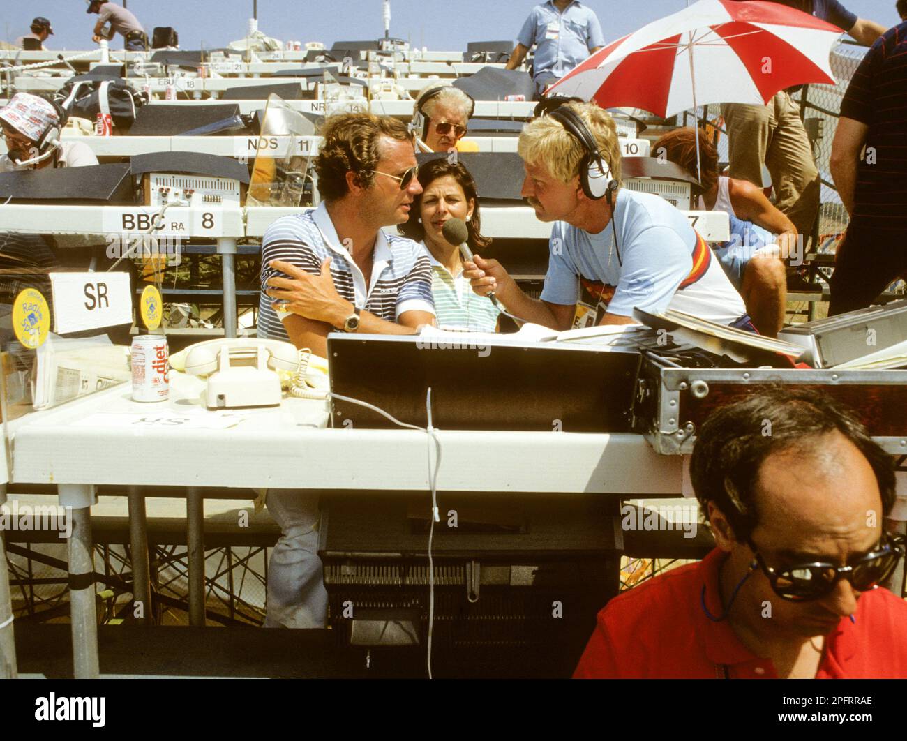 LE COUPLE ROYAL de Suède donne une interview à la radio suédoise pendant les Jeux olympiques d'été à Los Angeles Banque D'Images