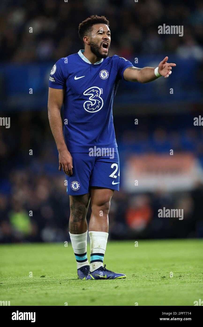 Londres, Royaume-Uni. 18th mars 2023. Reece James de Chelsea réagit. Match de la Premier League, Chelsea contre Everton au Stamford Bridge à Londres le samedi 18th mars 2023. Cette image ne peut être utilisée qu'à des fins éditoriales. Utilisation éditoriale uniquement, licence requise pour une utilisation commerciale. Aucune utilisation dans les Paris, les jeux ou les publications d'un seul club/ligue/joueur. photo par Megan Ewens/Andrew Orchard sports Photography/Alamy Live News crédit: Andrew Orchard sports Photography/Alamy Live News Banque D'Images