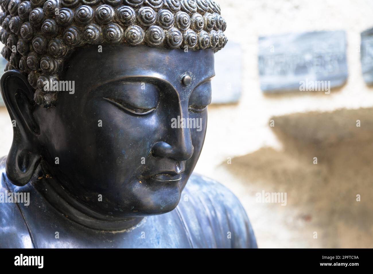 Fabriqué en bronze, c.a 1860, position méditante. Utile pour les concepts liés à la concentration Banque D'Images