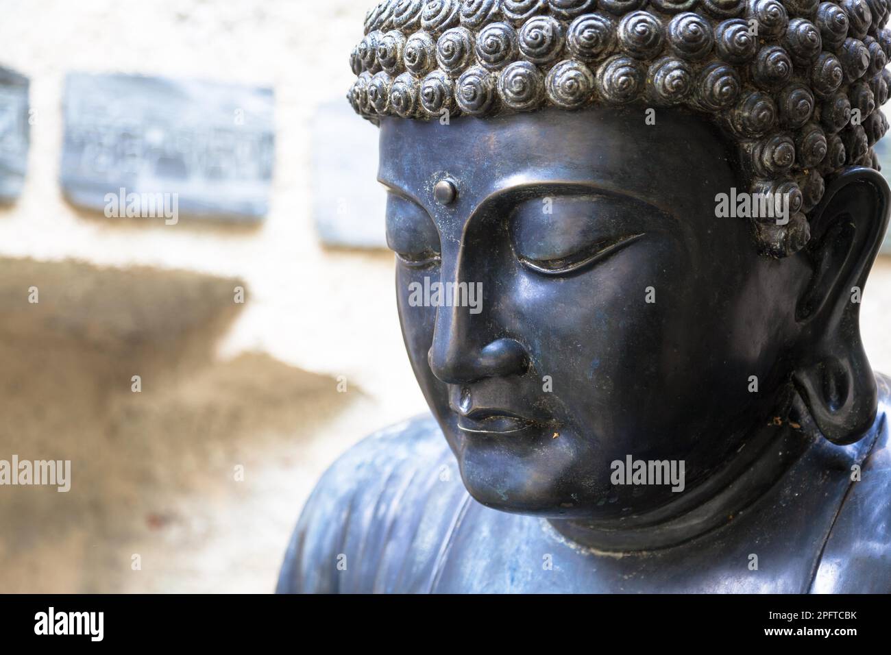 Fabriqué en bronze, c.a 1860, position méditante. Utile pour les concepts liés à la concentration Banque D'Images