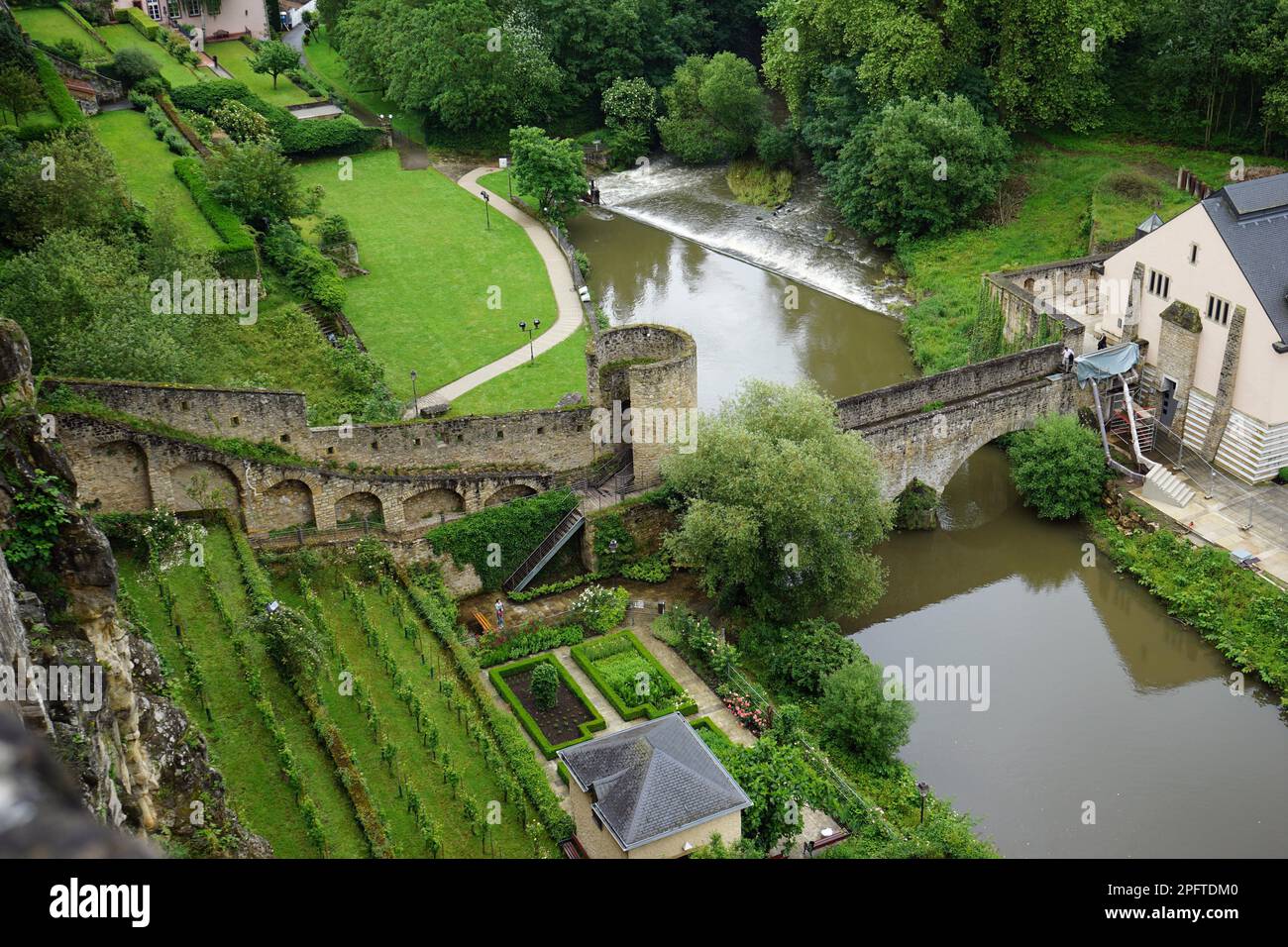 Vallée de l'Alzette, Grand-Duché, Alzig, Elze, Uelzecht, Luxembourg, vue du Bockfelsen, ville de Luxembourg Banque D'Images Vallée de l'Alzette, Grand-Duché, Alzig, Elze, Uelzecht, Luxembourg, vue du Bockfelsen, ville de Luxembourg Banque D'Images