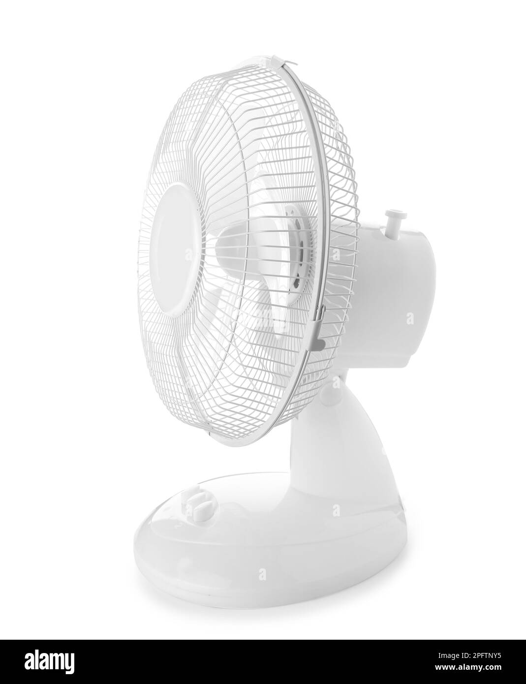 Ventilateur électrique isolé sur fond blanc Banque D'Images