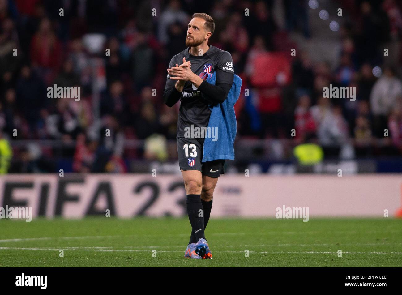 18th mars 2023 ; Stade Civitas Metropolitano, Madrid, Espagne, football espagnol la Liga, Atletico Madrid contre Valence ; Jan Olak se réchauffe Banque D'Images
