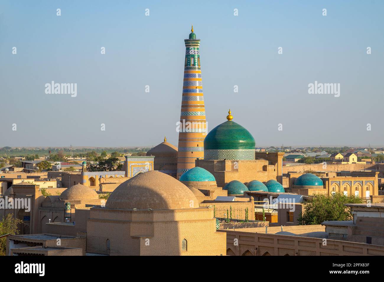 Vue sur l'ancienne ville d'Ichan-Kala depuis le dessus. Khiva, Ouzbékistan Banque D'Images