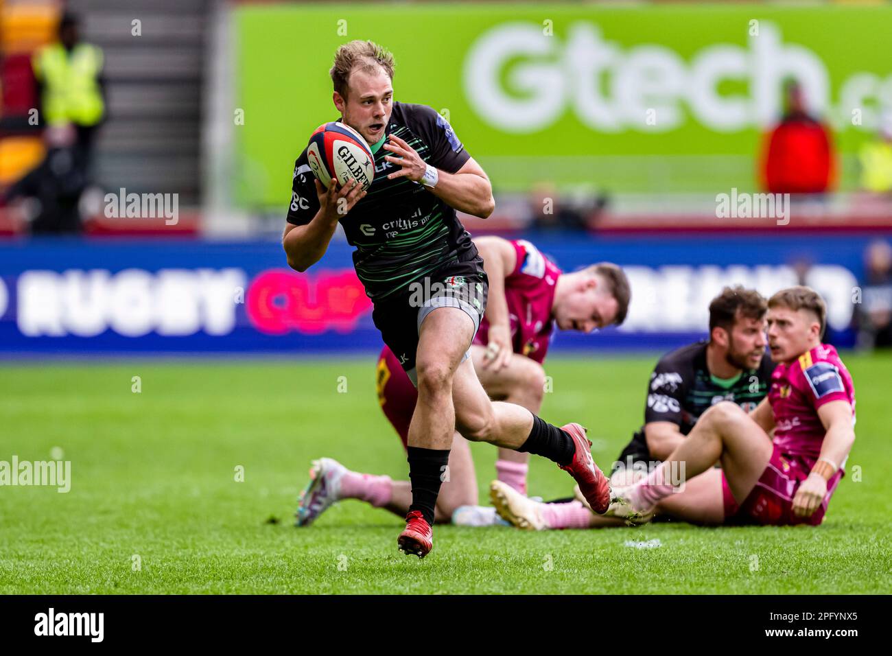 LONDRES, ROYAUME-UNI. 19th, mars 2023. Matt Williams de London Irish en action lors de la finale de la coupe de rugby de Premiership London Irish contre Exeter Chiefs au stade de la communauté Gtech le dimanche 19 mars 2023. LONDRES, ANGLETERRE. Credit: Taka G Wu/Alay Live News Banque D'Images