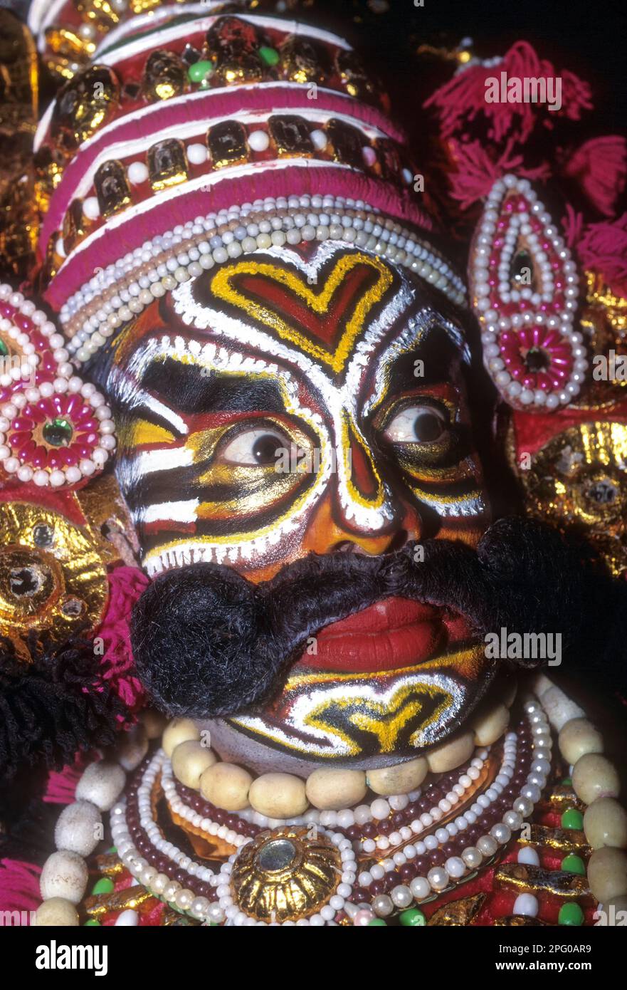 Mask, spectacle Yakshagana, théâtre de danse, Karnataka, Inde Banque D'Images