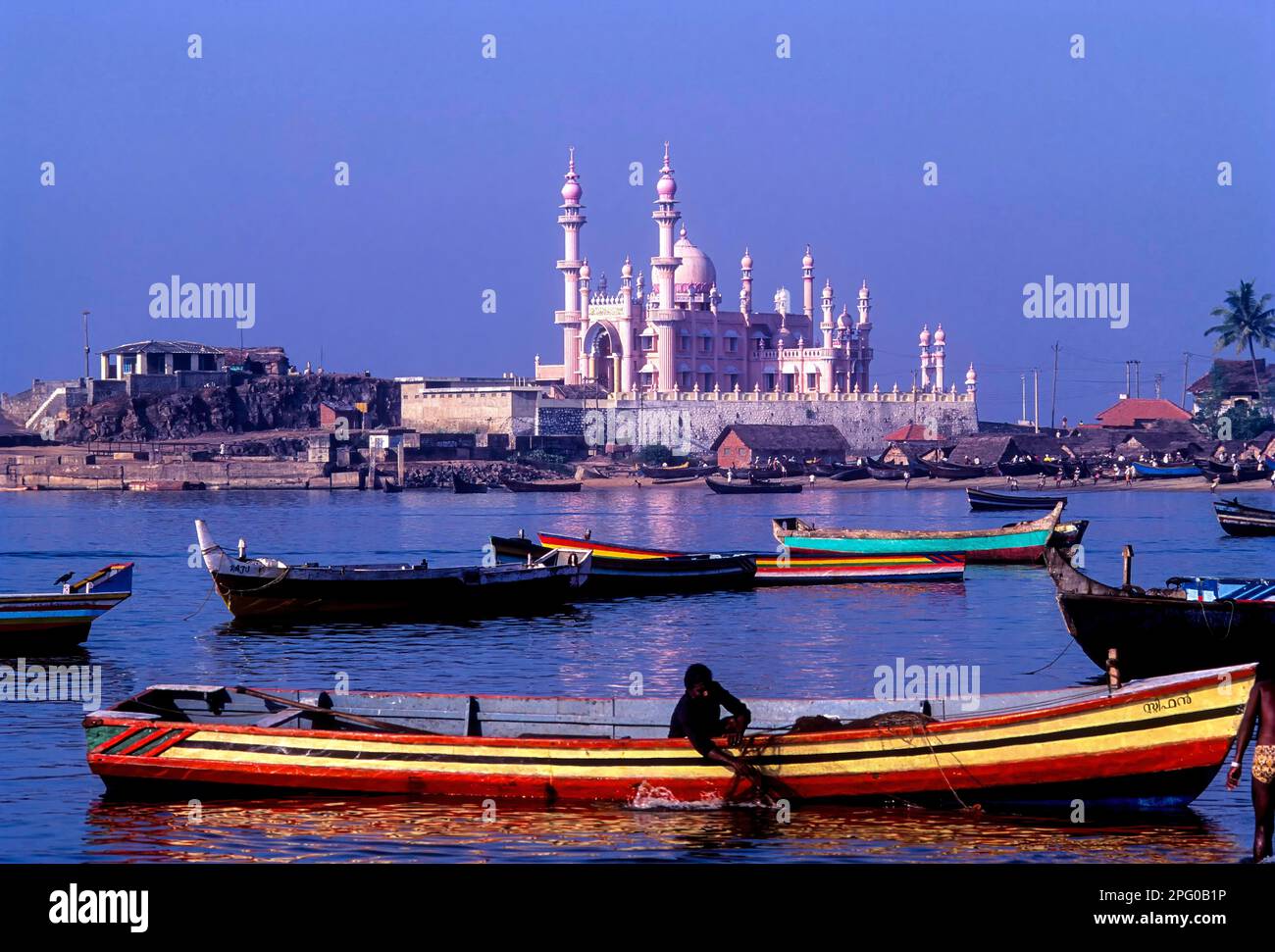 Une mosquée à Vizhinjam, un village de pêcheurs près de Thiruvananthapuram Trivandrum, Kerala, Inde du Sud, Inde, Asie Banque D'Images