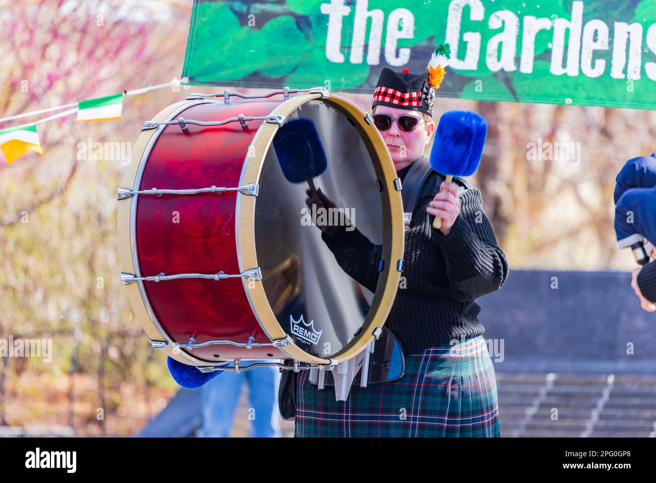 Oklahoma, 17 2023 MARS - représentation musicale écossaise pendant le St. Fête de la Patrick dans les jardins botaniques de Myriad Banque D'Images