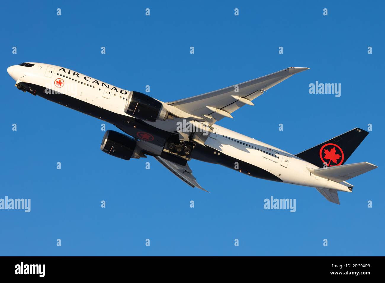 TAPEZ A321neo atterrissage à Toronto Pearson yyz Banque D'Images