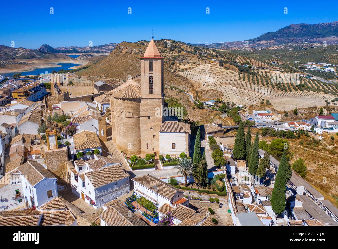 vue-a-rienne-du-r-servoir-de-la-ville-du-village-d-iznajar-et-de-la