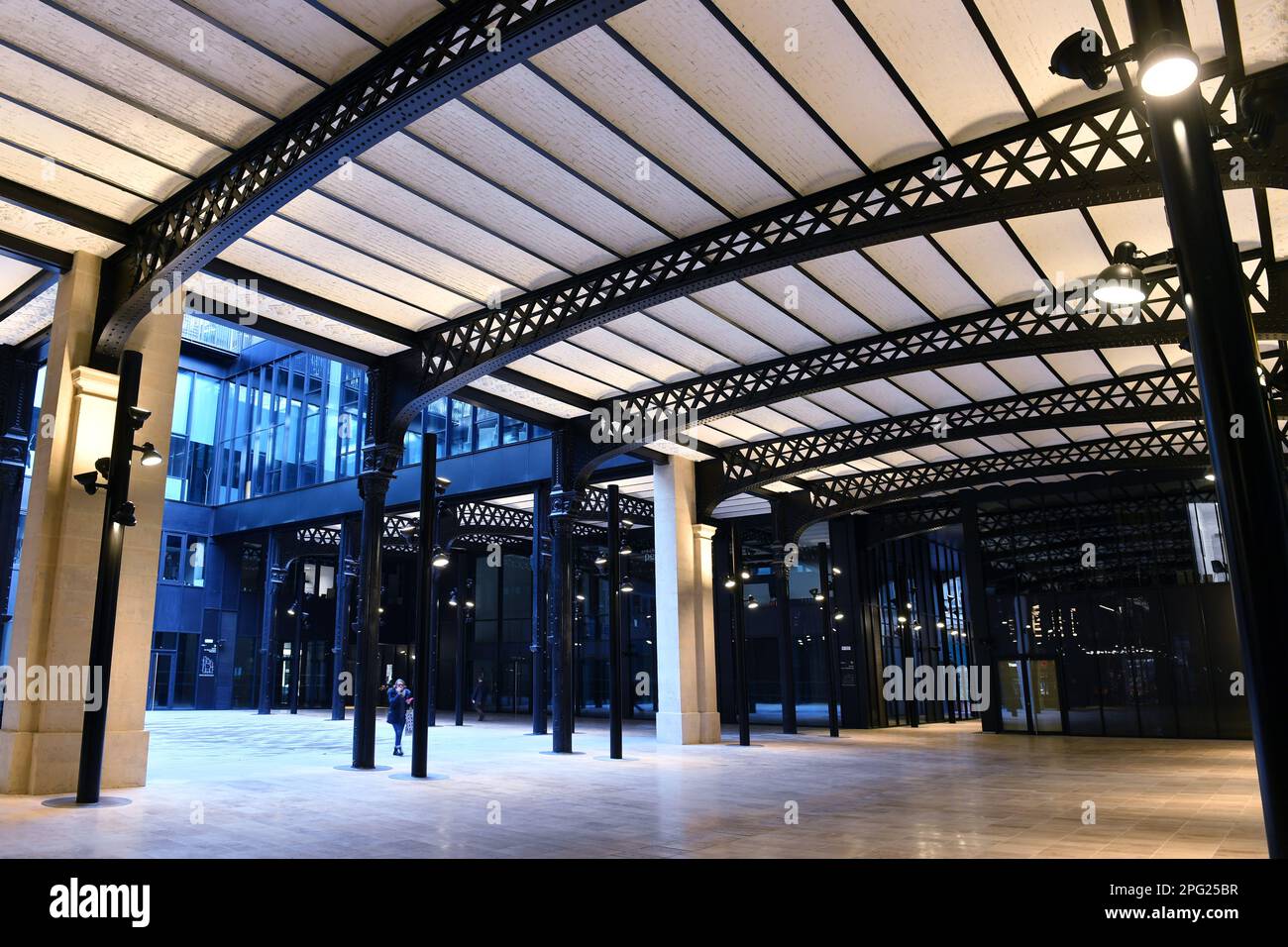 Poste du Louvre/ Madame rêve Hôtel - Paris Centre postal principal - rue du Louvre - Paris - France Banque D'Images