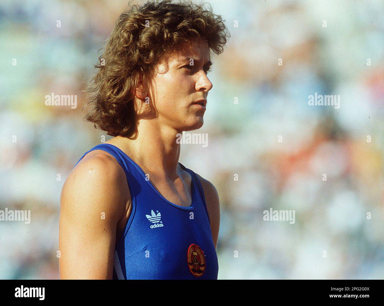 ARCHIVE PHOTO: Marlies GOEHR 65 ans sur 21 mars 2023, Marlies GOEHR, OELSNER, GOHR, GDR, athlète, avant le début de la course féminine de 100 m, course de relais d'action, 4 x 100 m de femmes, aux Championnats du monde d'athlétisme à Rome de 29 août à 6 septembre 1987, ?SVEN SIMON, Princess-Luise-Str.41 Simon#45479 Muelheim/Ruhr#tel.no.no.fax 0208/9413250#account 1428150 C ommerzbank # 36040039:9413260 #e-BLZ#SvenSimon@t-online.de. Banque D'Images