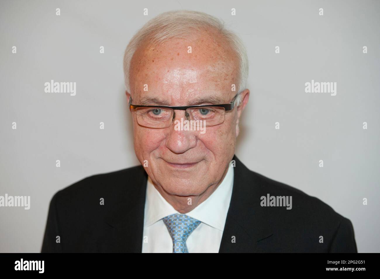 ARCHIVE PHOTO: Fritz PLEITGEN aurait 85 ans sur 21 mars 2023, Fritz PLEITGEN, ancien directeur de WDR, présentation du Steiger Award 2014 dans le Henrichshuette Hattingen, 02.10.2014. ? Banque D'Images