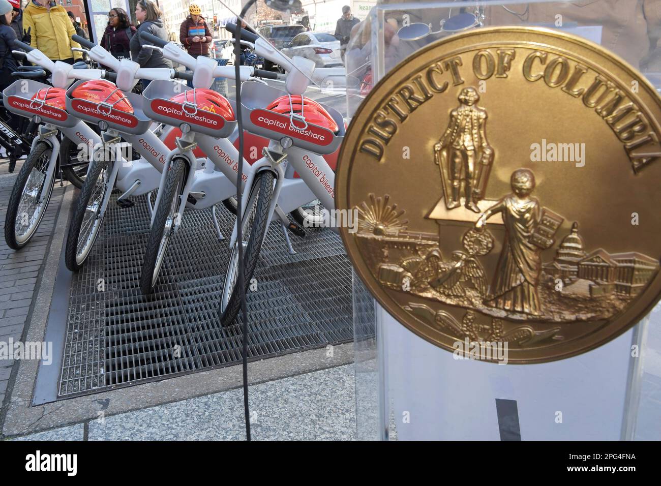 Washington, États-Unis. 20th mars 2023. E-Bikes à la capitale sur 9th et G St lors d'une conférence de presse aujourd'hui sur 20 mars 2022 au 9th rue à Washington DC, Etats-Unis. (Photo de Lénine Nolly/Sipa USA) Credit: SIPA USA/Alay Live News Banque D'Images