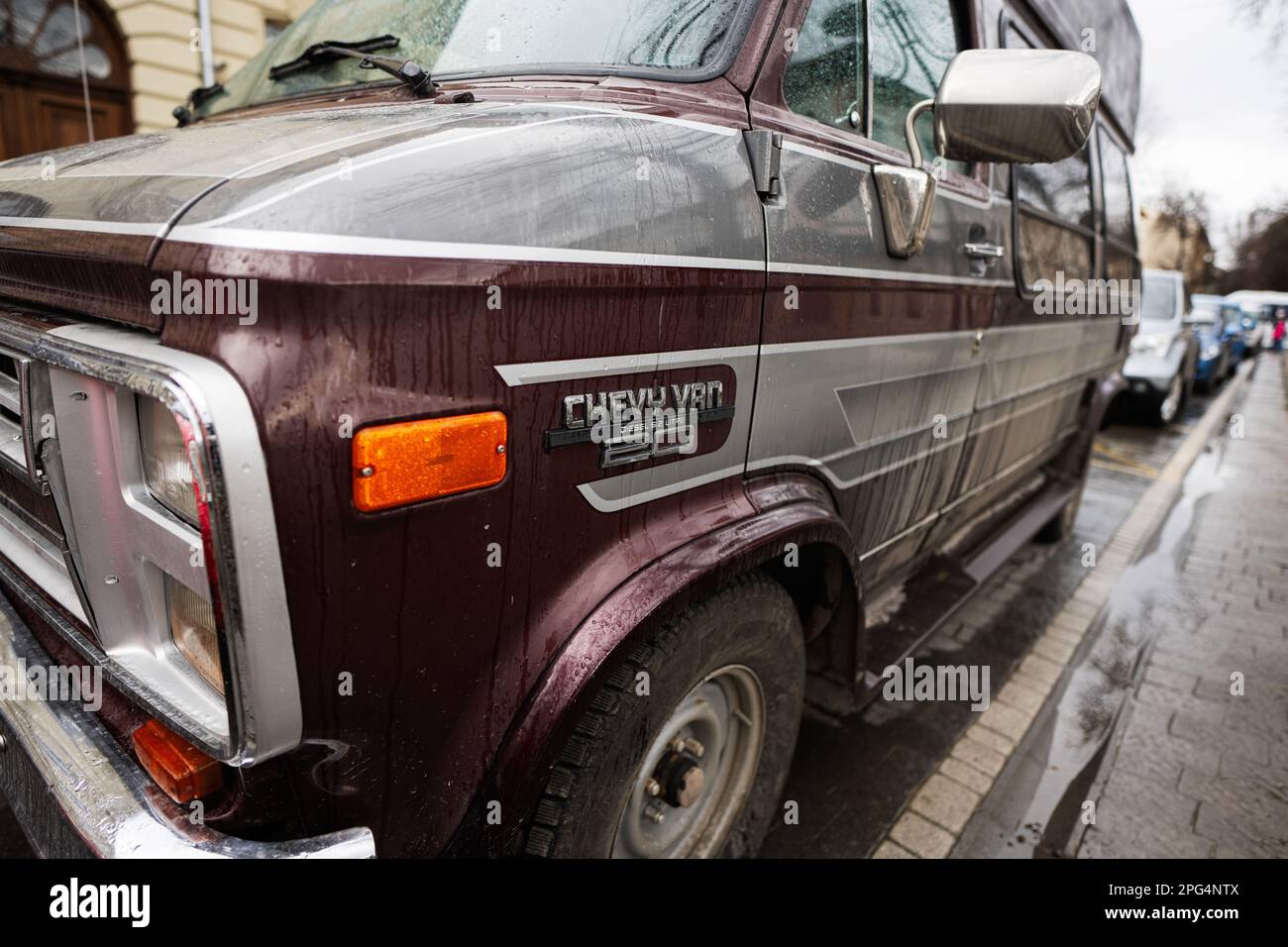 Ivano-Frankivsk, Ukraine - mars 2023 : Chevrolet Chevy Van 20 Gran ville. Banque D'Images