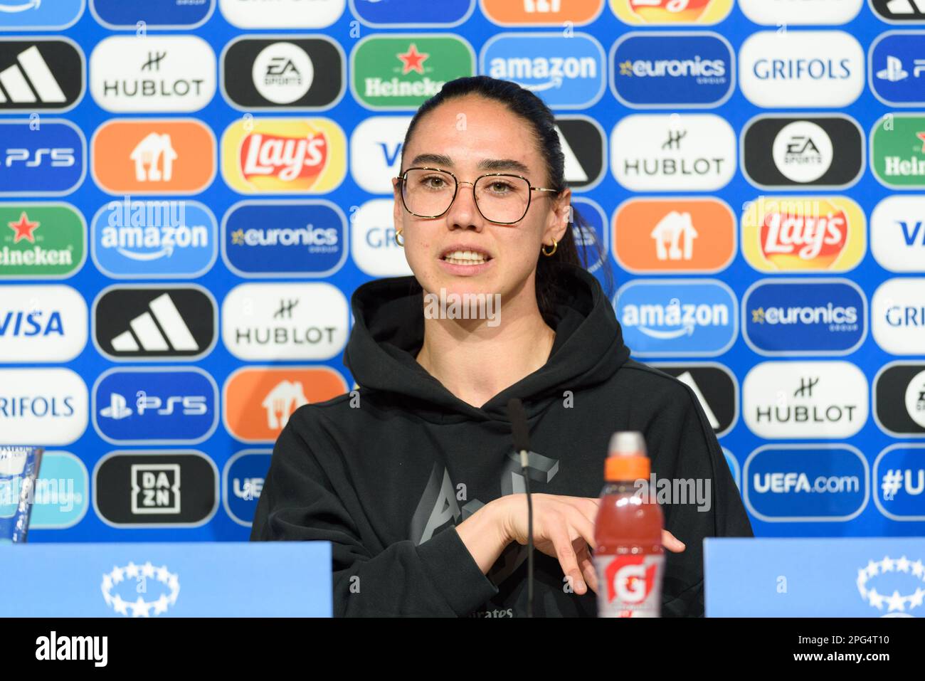 Allianz Arena, München. 20/03/2023, Goalkeeper Manuela Zinsberger (Arsenal FC) lors de la conférence de presse de l'UEFA Women Champions League MD-1 avant le Bayern Munich à l'Allianz Arena de Munich. (Sven Beyrich/SPP) crédit: SPP Sport Press photo. /Alamy Live News Banque D'Images