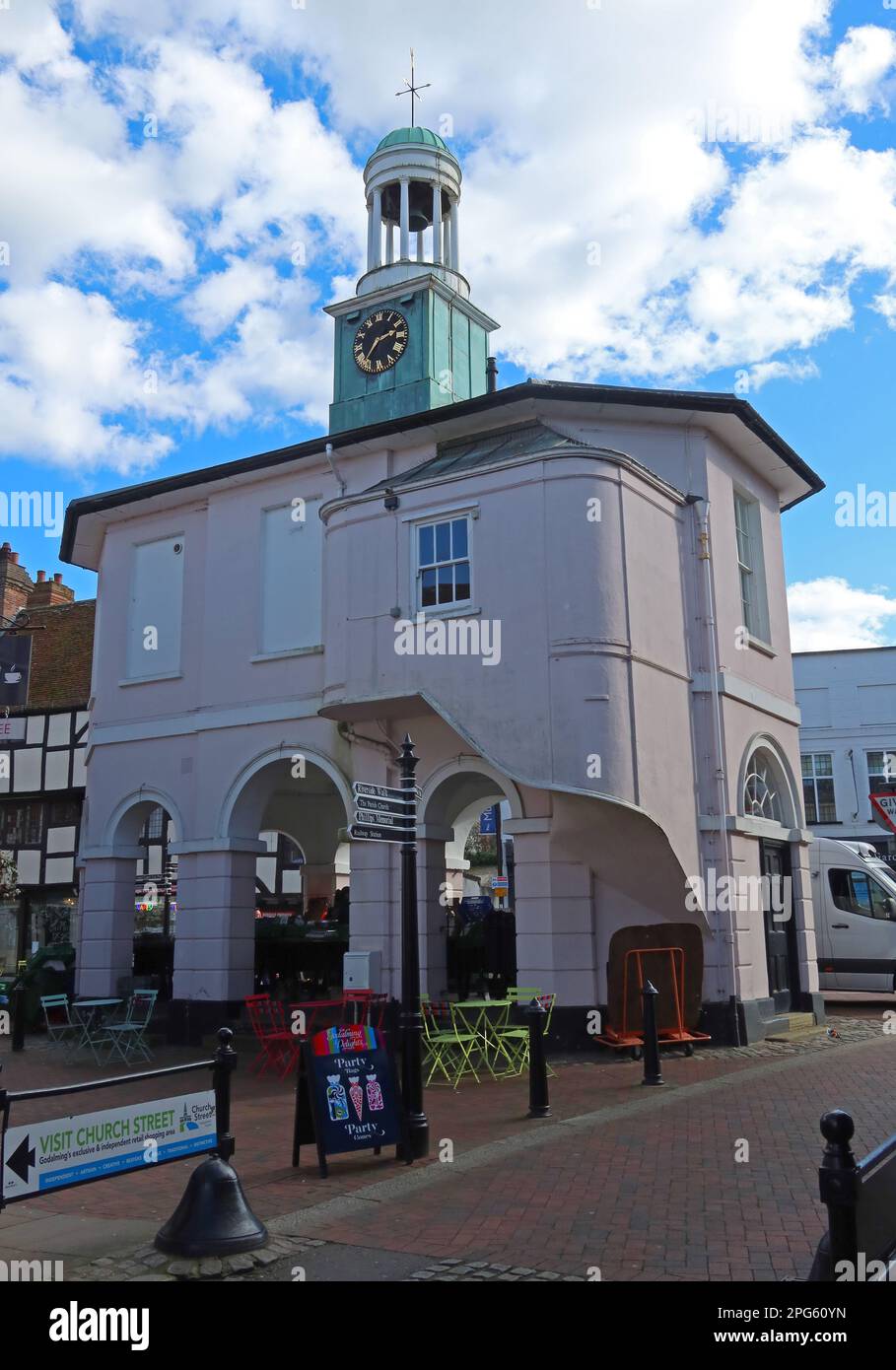 The Pepperpot, Market House Clock, Town Hall, bâtiment et architecture, High St, Godalming, Waverley, Surrey, Angleterre, Royaume-Uni, GU7 1AB Banque D'Images