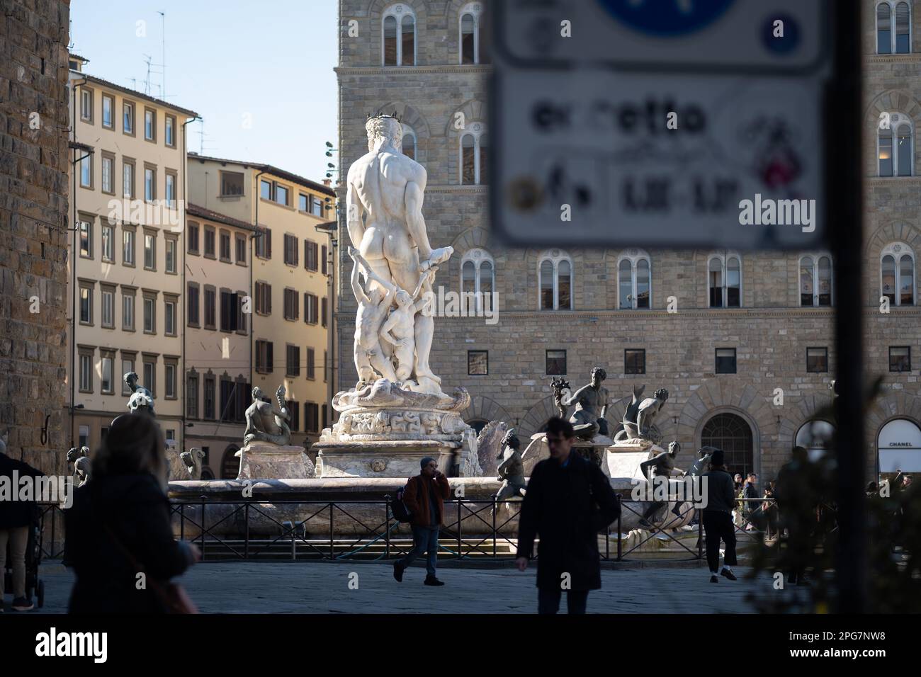 La fontaine de Neptune par l'artiste Bartolomeo Ammannati dans la Pizza della Signoria, près du Palazzo Vecchio, à Florence, en Italie Banque D'Images