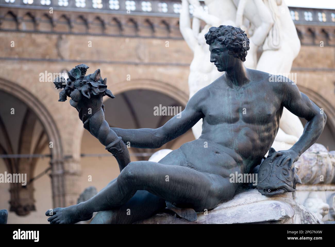 La fontaine de Neptune par l'artiste Bartolomeo Ammannati dans la Pizza della Signoria, près du Palazzo Vecchio, à Florence, en Italie Banque D'Images