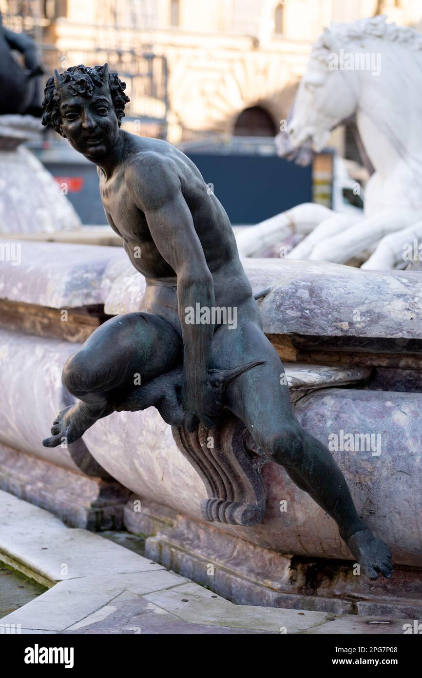 La fontaine de Neptune par l'artiste Bartolomeo Ammannati dans la Pizza della Signoria, près du Palazzo Vecchio, à Florence, en Italie Banque D'Images