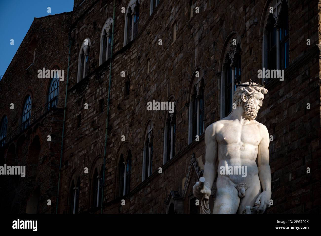 La fontaine de Neptune par l'artiste Bartolomeo Ammannati dans la Pizza della Signoria, près du Palazzo Vecchio, à Florence, en Italie Banque D'Images