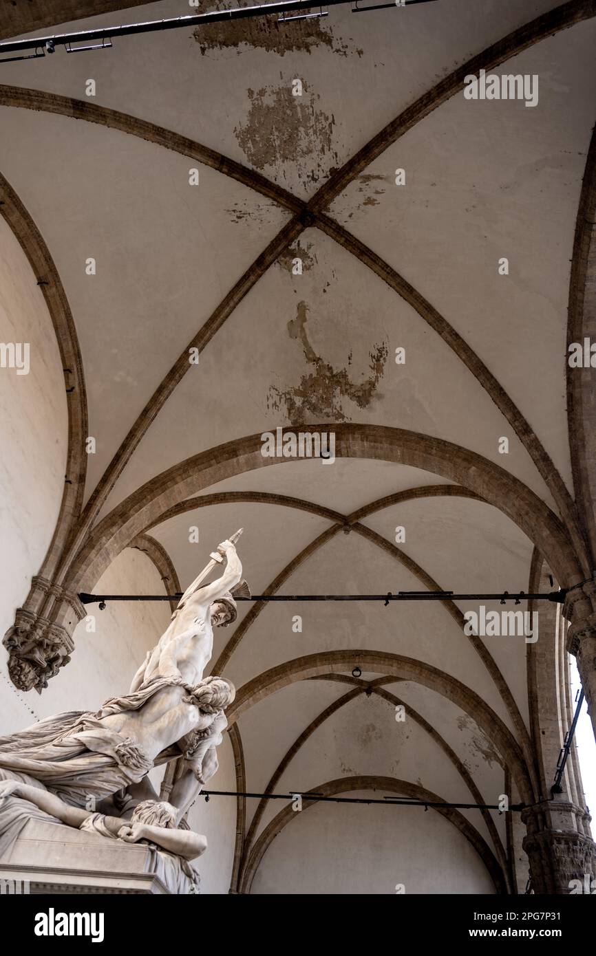 Dégâts d'eau au plafond de la Loggia della Signoria à Florence, photographiée en février 2023. Banque D'Images