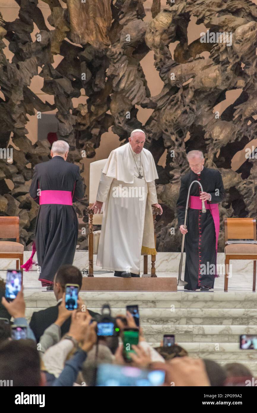 Cité du Vatican, Vatican - 7 décembre 2022: Le pape François sur l'audience papale. Banque D'Images