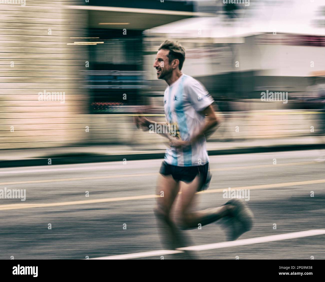 19 mars 2023, Los Angeles, CA, Etats-Unis : les coureurs participent au Marathon annuel de Los Angeles 38th à Los Angeles, CA. Banque D'Images