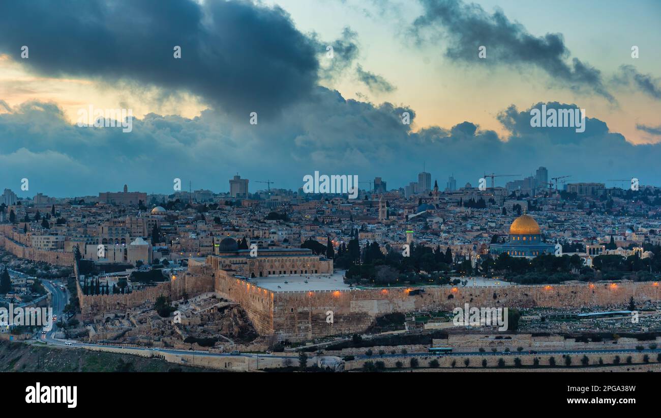 Panorama de Jérusalem avec le Mont du Temple, la Mosquée Al-Aqsa et le Dôme du Rocher Banque D'Images