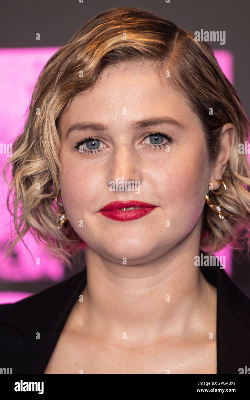 Ria Zmitrowicz poses for photographers upon arrival at the premiere of the TV series 'The Power' in London Tuesday, March 21, 2023. (Photo by Vianney Le Caer/Invision/AP) Banque D'Images