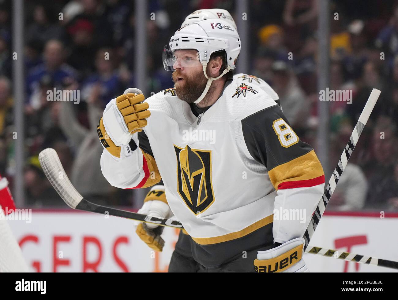 Vegas Golden Knights' Phil Kessel celebrates his goal against the Vancouver Canucks during the first period of an NHL hockey game Tuesday, March 21, 2023, in Vancouver, British Columbia. (Darryl Dyck/The Canadian Press via AP) Banque D'Images