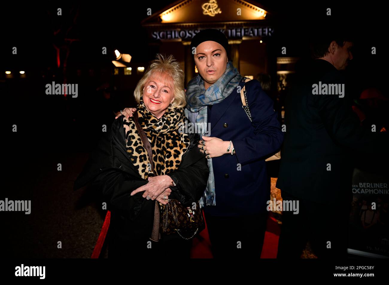 Stefanie Simon et Julian F.M. Stockel BEI der Premiere des Theatestücks 'Biedermann und die Brandstifter' im Schlosspark Theatre. Berlin, 18.03.2023 Banque D'Images