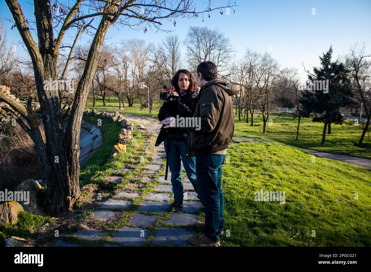 Juliette Corne, cinéaste française qui produit un documentaire sur la