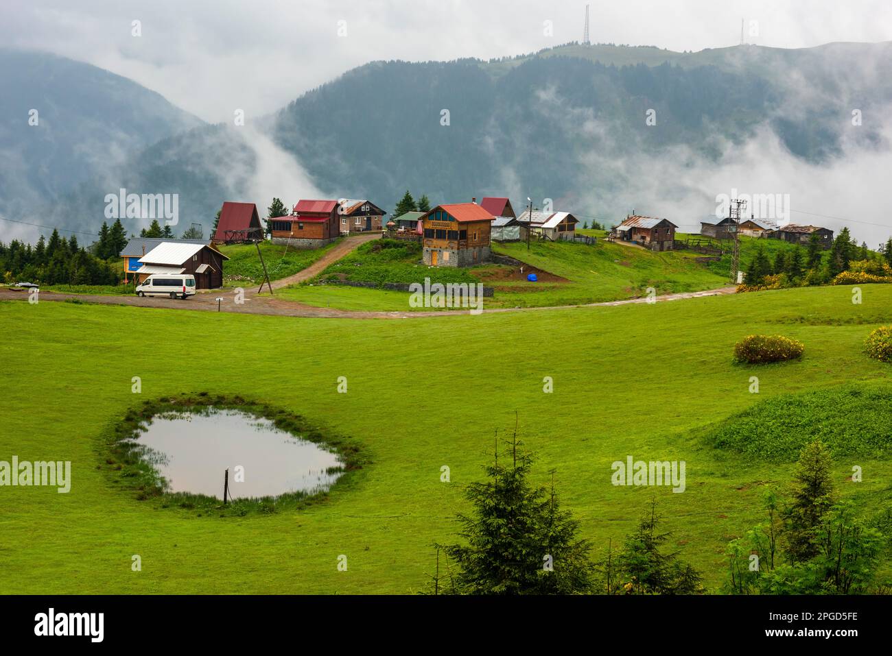 Plateau de Badara à Rize, Turquie. Ce plateau est situé dans le district de Camlihemsin dans la province de Rize. Région des montagnes de Kackar. Banque D'Images